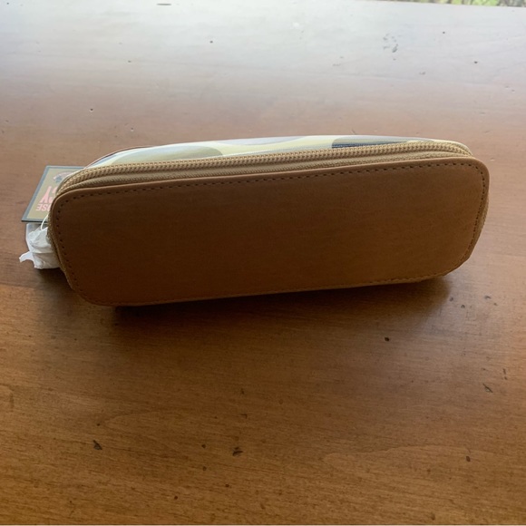 Retro Juicy Couture Pam & Gela Blue White Light Brown Zip-Up Pouch New with Tags - Picture 6 of 12